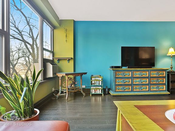 5th image of 2970 N Lake Shore Dr APT 3D