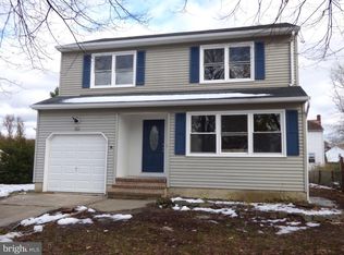60 California Ave, Hamilton, NJ 08619