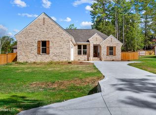 401 Castlewoods Blvd, Brandon, MS 39047