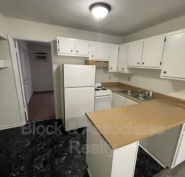 118 Reece Ct #C — Photo 2