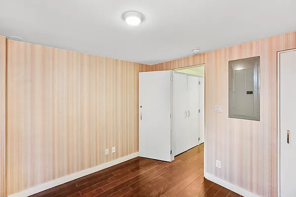 Rented by Corcoran | media 11