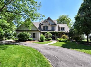 10360 Newark Rd, Newark, IL 60541