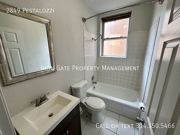 4th image of 2849 Pestalozzi St