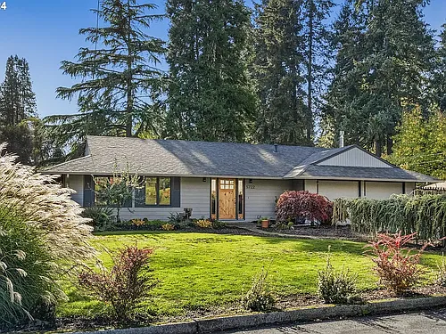 5722 SW Fernbrook Way Photo 1