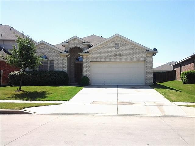 1st image of 2148 Carlotta Dr