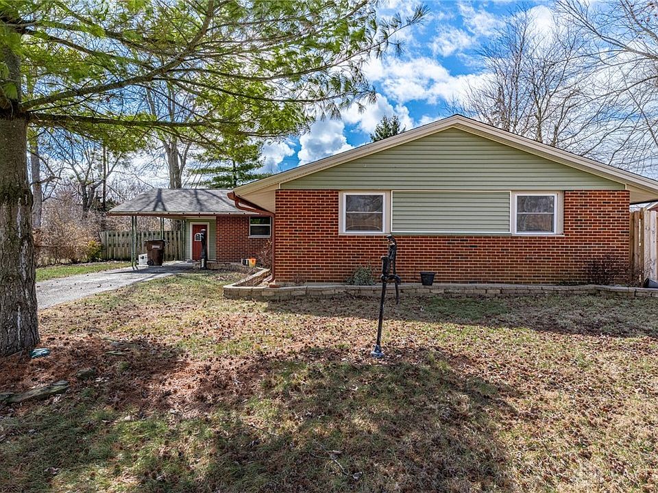 1st image of 800 Mapleside Dr