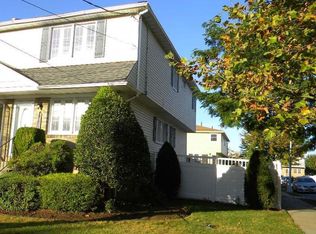 454 Ridgewood Ave, Staten Island, NY 10312