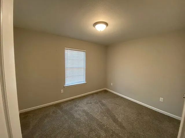6033 Virginia Pine Ave — Photo 7