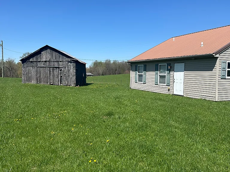 939 Ford Rd — Photo 16