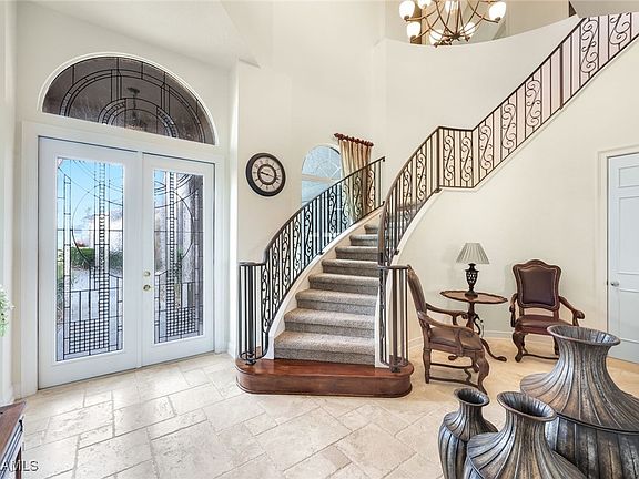 4th image of 2220 Sagramore Pl