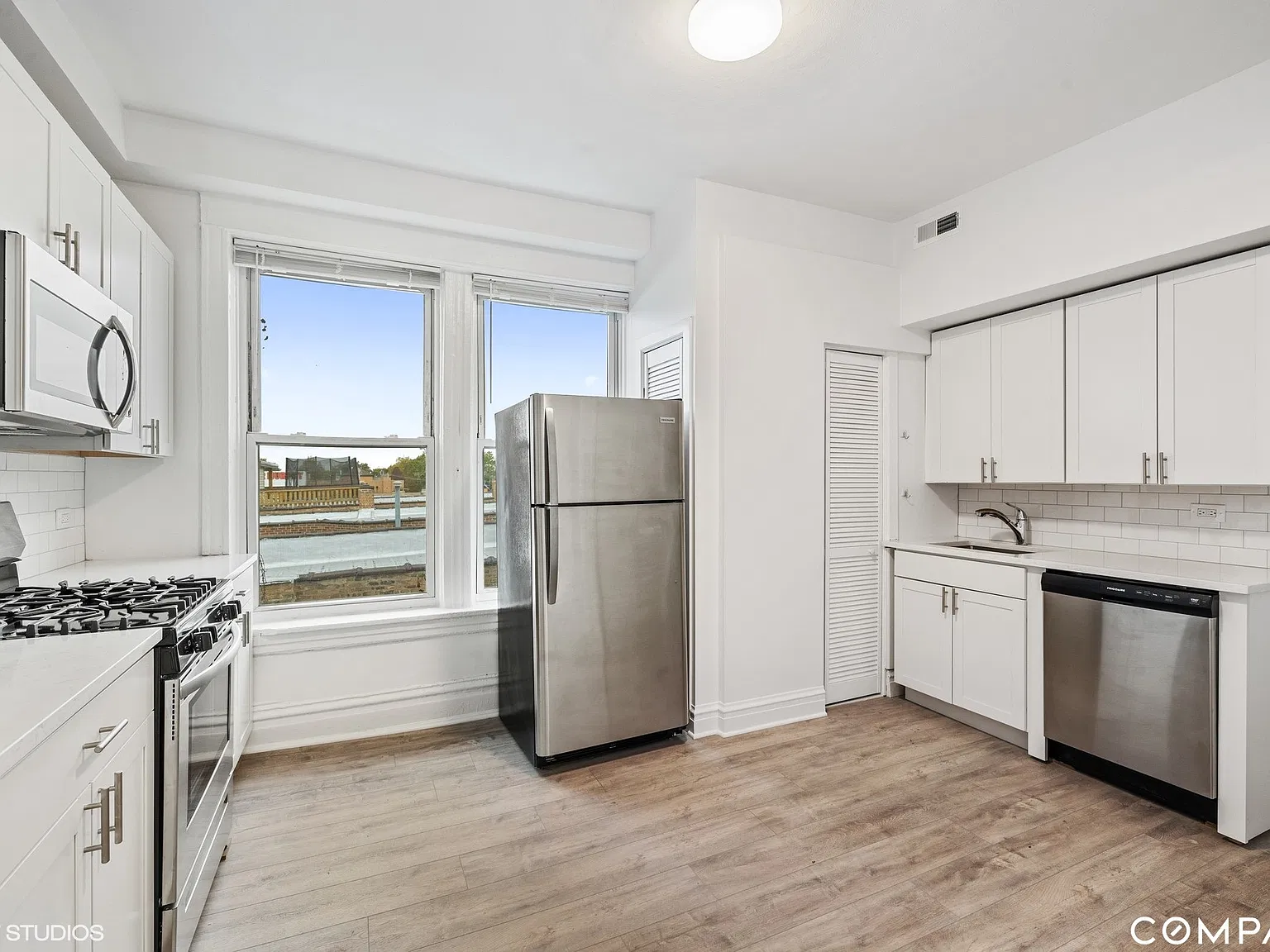 2 bed, $2,250 — Photo 2