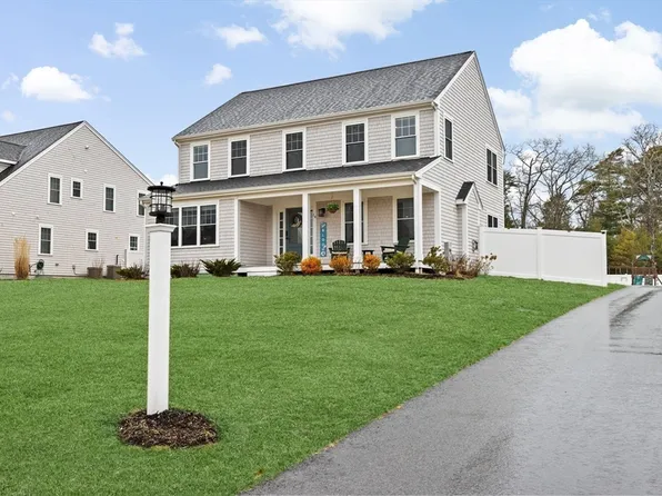 14 Karas Way, Plymouth, MA 02360