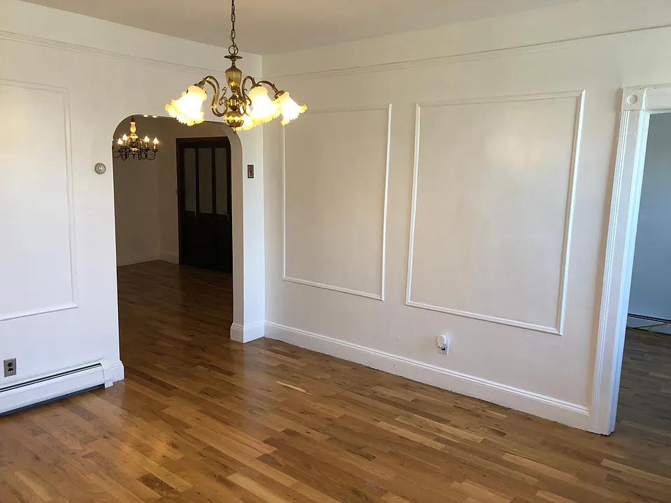 377 2nd St