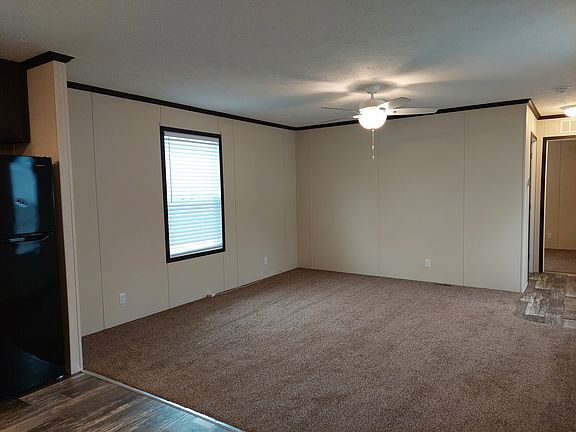 4th image of 15 Birch Dr #15
