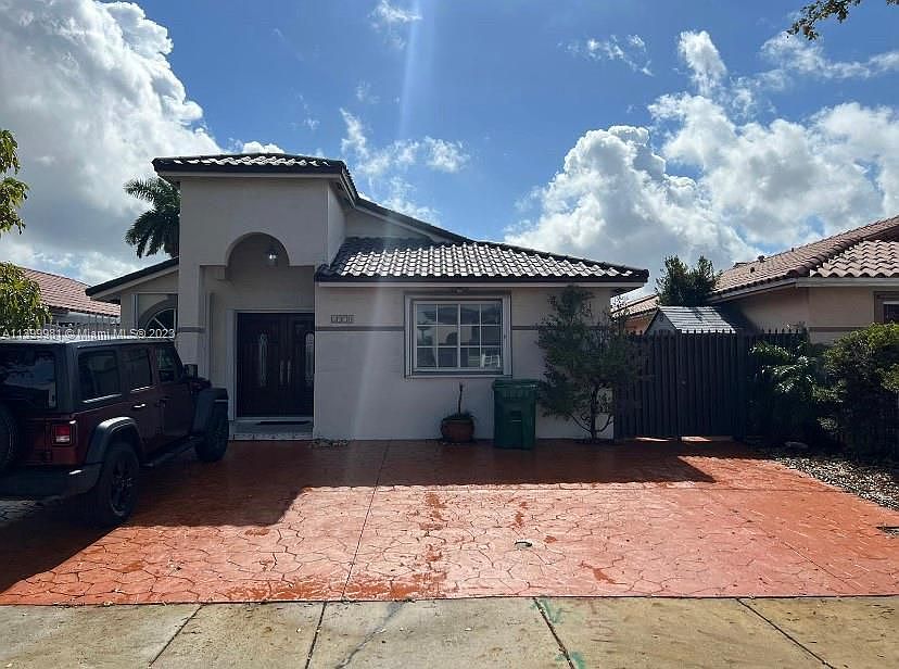 1st image of 8974 NW 112th St