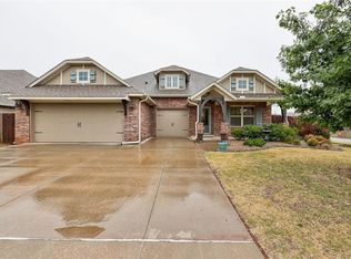 10832 NW 33rd Ter, Yukon, OK 73099