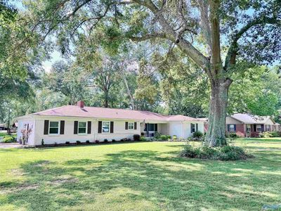 2033 Eastmeade Ave SE, Decatur, AL, 35601