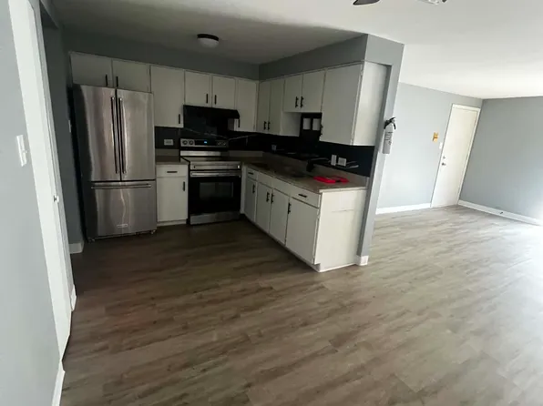 17723 Park Blvd APT 1A, Lansing, IL 60438