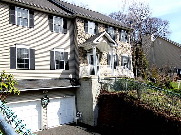2 Car Garage