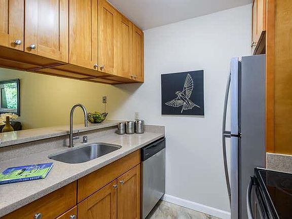 4th image of 8134 Shelter Creek Ln