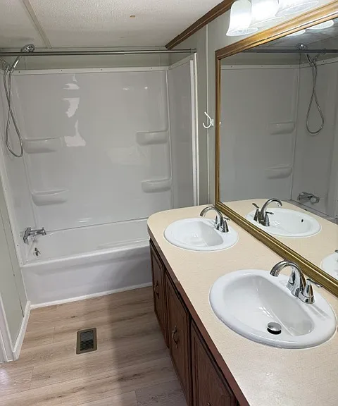 307 Quiet Waters Ct — Photo 7