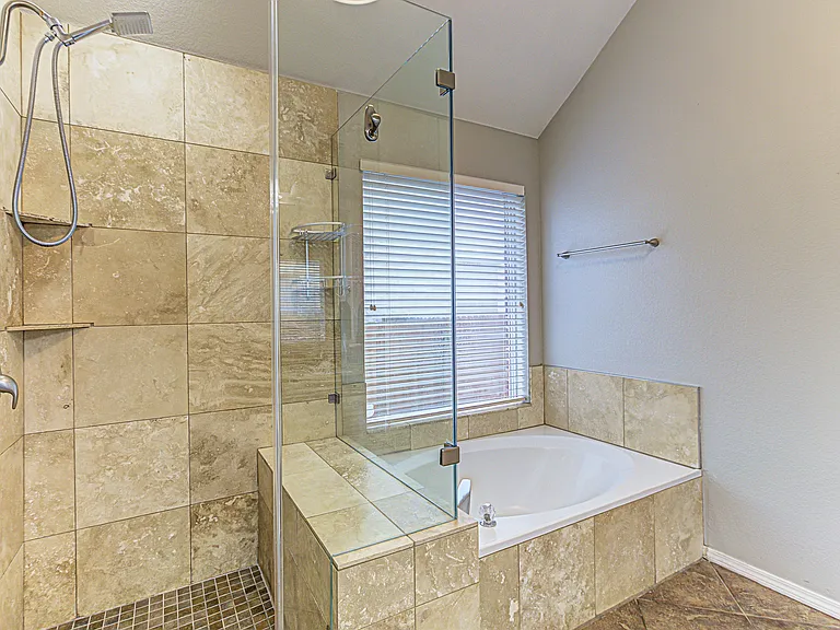 4809 Senora Creek Ct — Photo 11