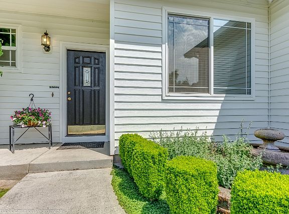 5th image of 9209 NE 164th Ave