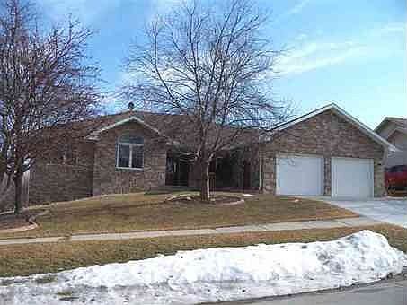 2nd image of 1114 Longhorn Dr