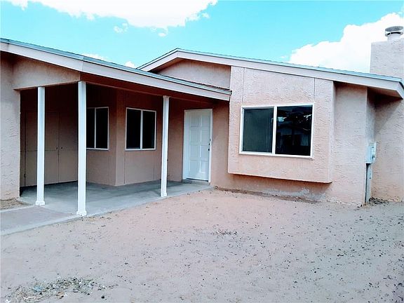 4th image of 5828 Sandpiper Dr