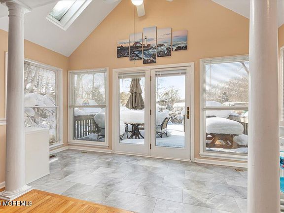 5th image of 536 Deer Creek Court