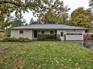 177 Overbrook Rd, Rochester, NY 14618