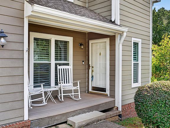 5th image of 8014 Woodstone Dr