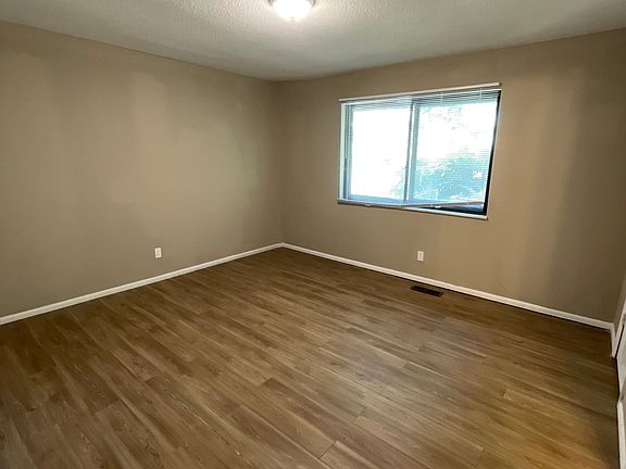 5th image of 5339 Trailoaks Dr