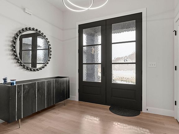 5th image of 4409 Royal County Rd