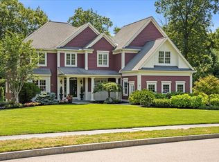 5 Highland Hill Dr, Shrewsbury, MA 01545