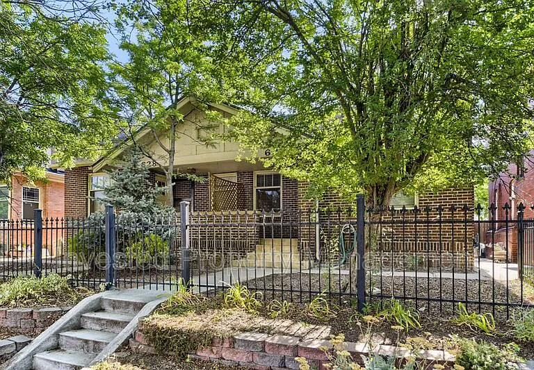 632 S Grant St — Photo 1
