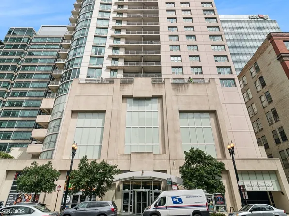 125 S Jefferson St Unit 3009, Chicago, IL 60606