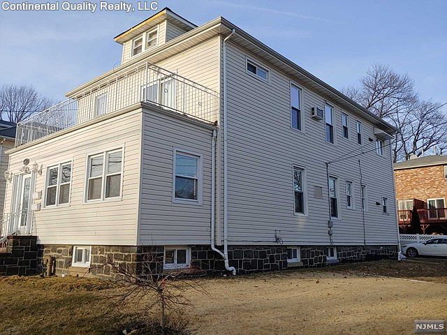 1st image of 409 Lincoln Ave