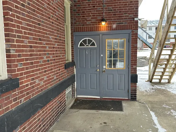 400 Sumner St APT 1, Akron, OH 44304