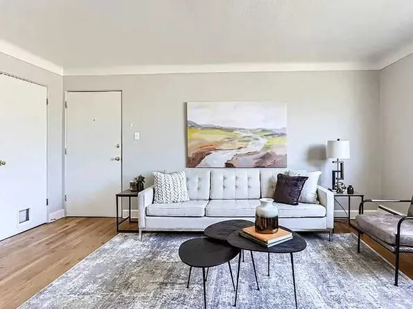 2295 E Asbury Ave APT 407, Denver, CO 80210