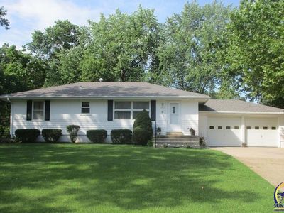 1951 Briarcliff Ln, Emporia, KS, 66801