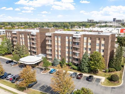 2201 S Grace St APT 305, Lombard, IL, 60148