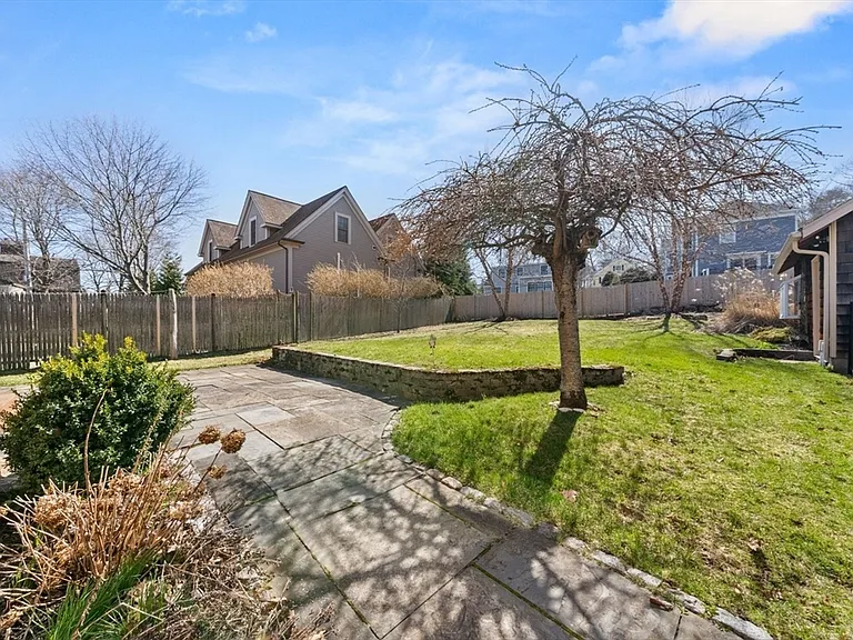 14 Morse Ct — Photo 4