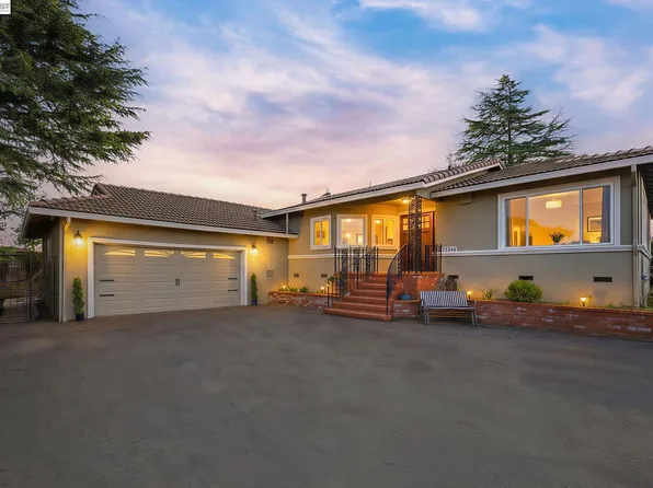 26446 Fairview Ave, Hayward, CA 94542