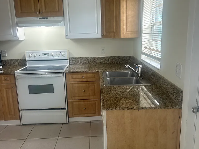 4378 Broadway St #4378 — Photo 6