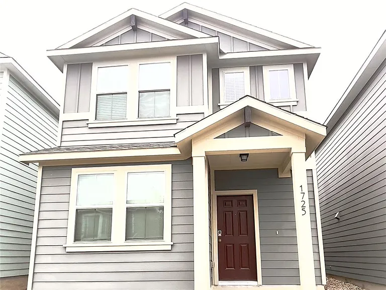 1725 Fountain Bridge Dr — Photo 3