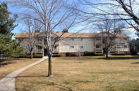 2nd image of 1024 E Swallow Rd APT A121