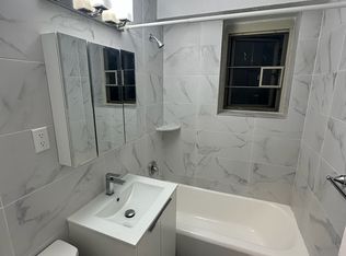 6744 197th St FLOOR 1, Fresh Meadows, NY 11365