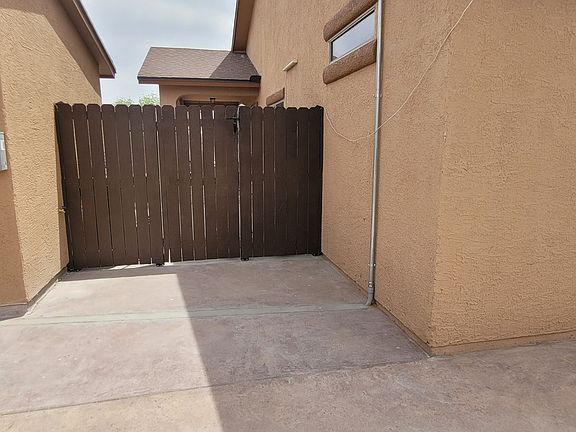 Grilling/gathering Area.