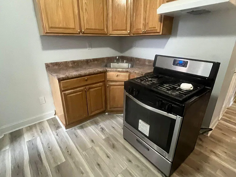 257 Sherman Ave #1 — Photo 1